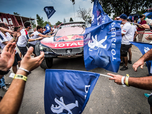 DAKAR 2028: FITORJA E TRETE RRADHAZI PER PEUGEOT 1