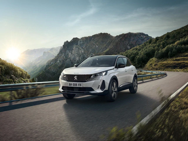 SUV PEUGEOT 3008