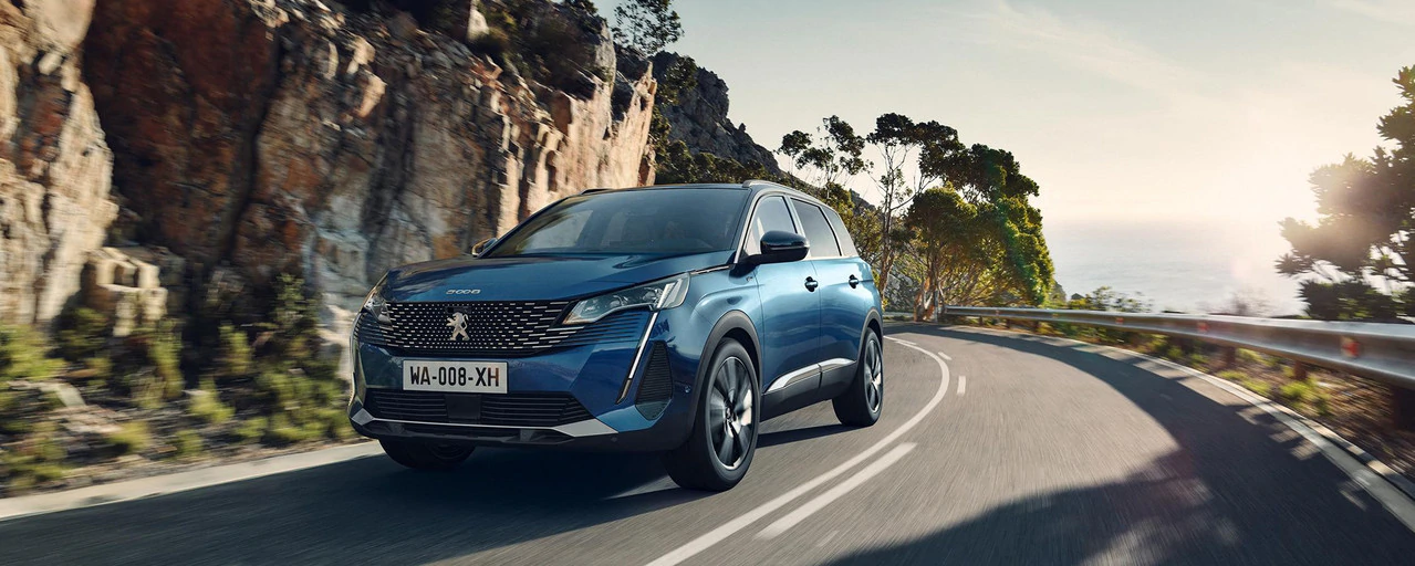 SUV PEUGEOT 5008