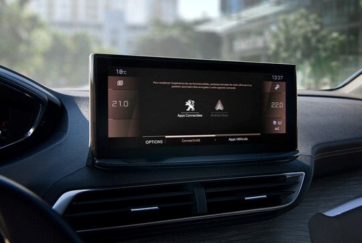 SUV PEUGEOT 5008:Peugeot i-Cockpit®.