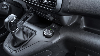 PEUGEOT PARTNER: Advanced Grip Control